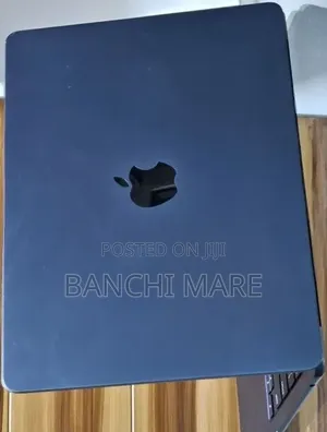 New Laptop Apple MacBook Air 2025 M4 16GB Apple M4 SSD 512GB