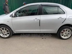 Toyota Yaris 1.3 VVT-i Automatic 2007 Silver