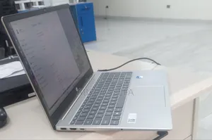 New Laptop HP 15-fd0290ns 16GB Intel Core i5 SSD 512GB