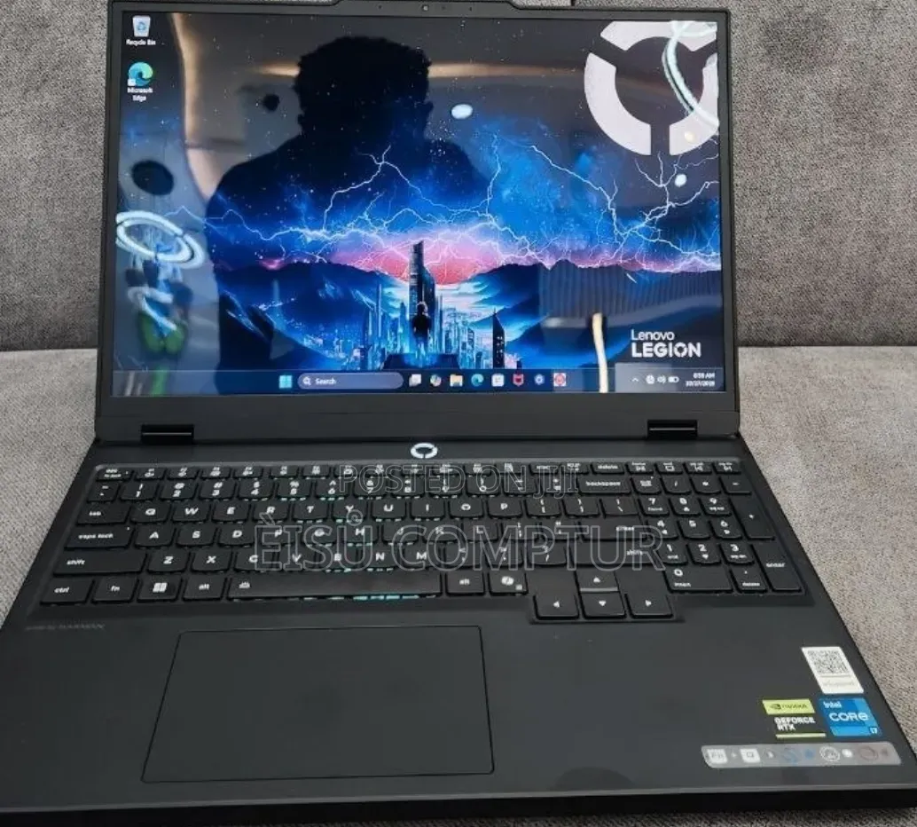 New Laptop Lenovo Legion 5 16GB Intel Core i7 SSD 1T
