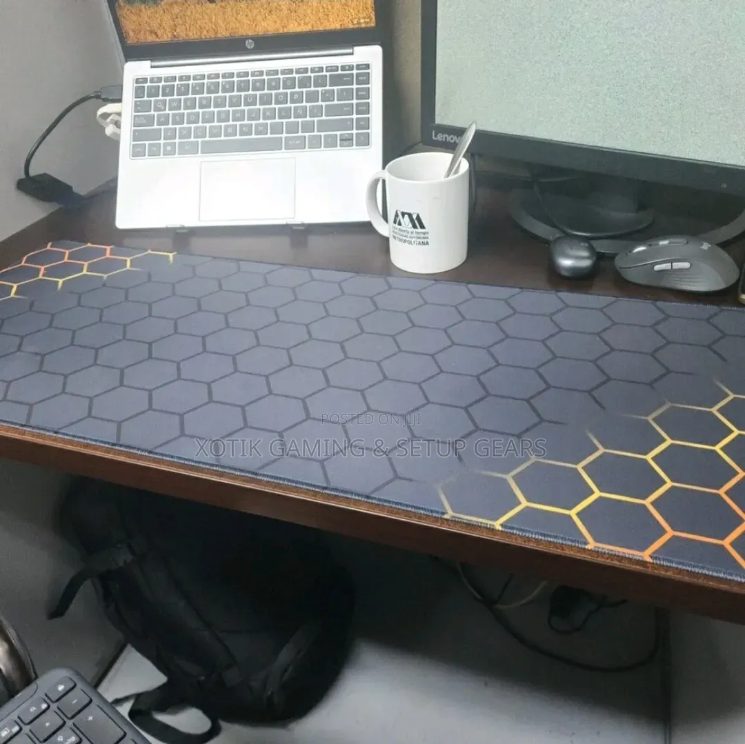 80x30x0.2cm Hexagon Pattern Themed Mouse Pad - Non-Slip Mousepad