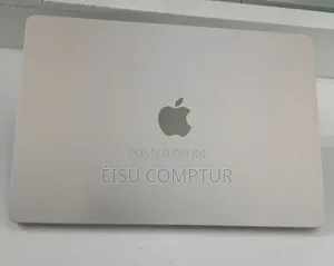 New Laptop Apple MacBook Air 2022 M2 8GB Apple M2 SSD 512GB