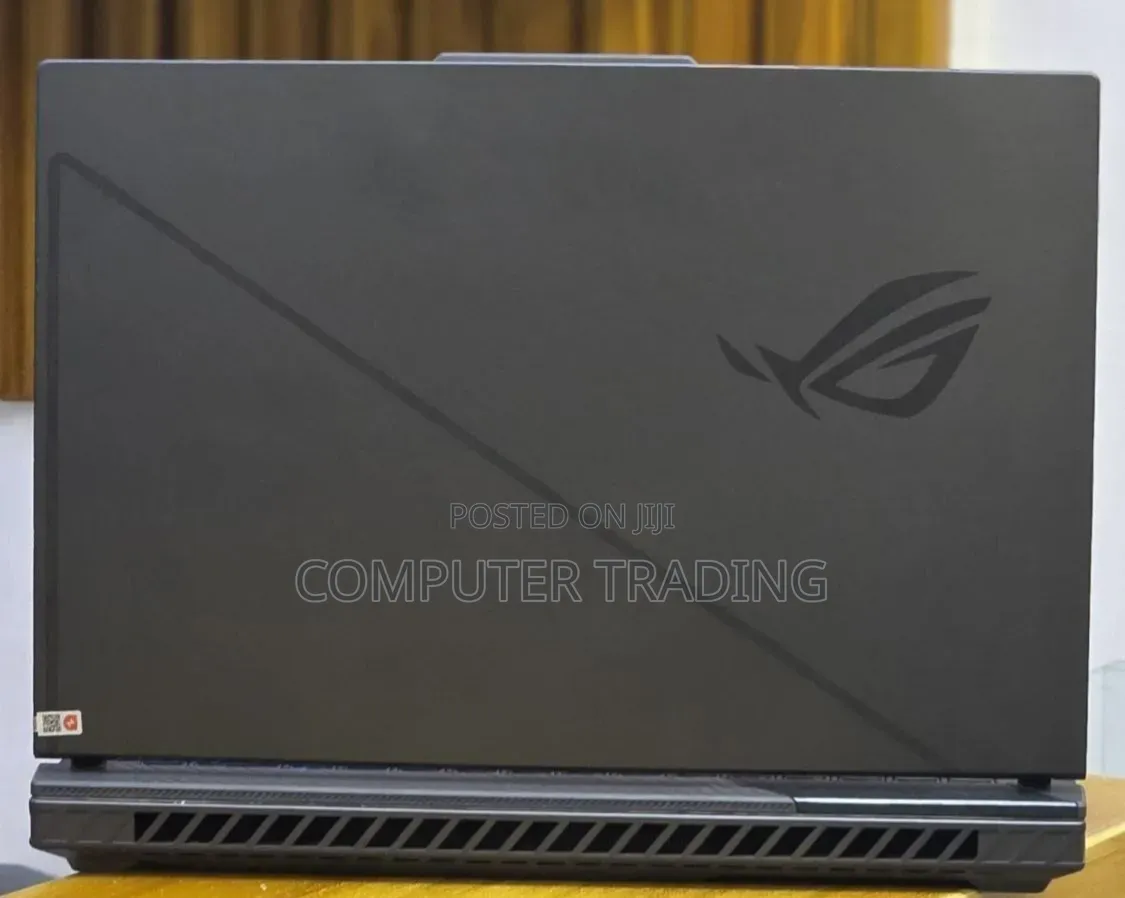 New Laptop Asus ROG Strix G15 16GB Intel Core i7 SSD 1T