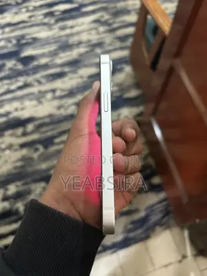 Apple iPhone 13 128 GB White