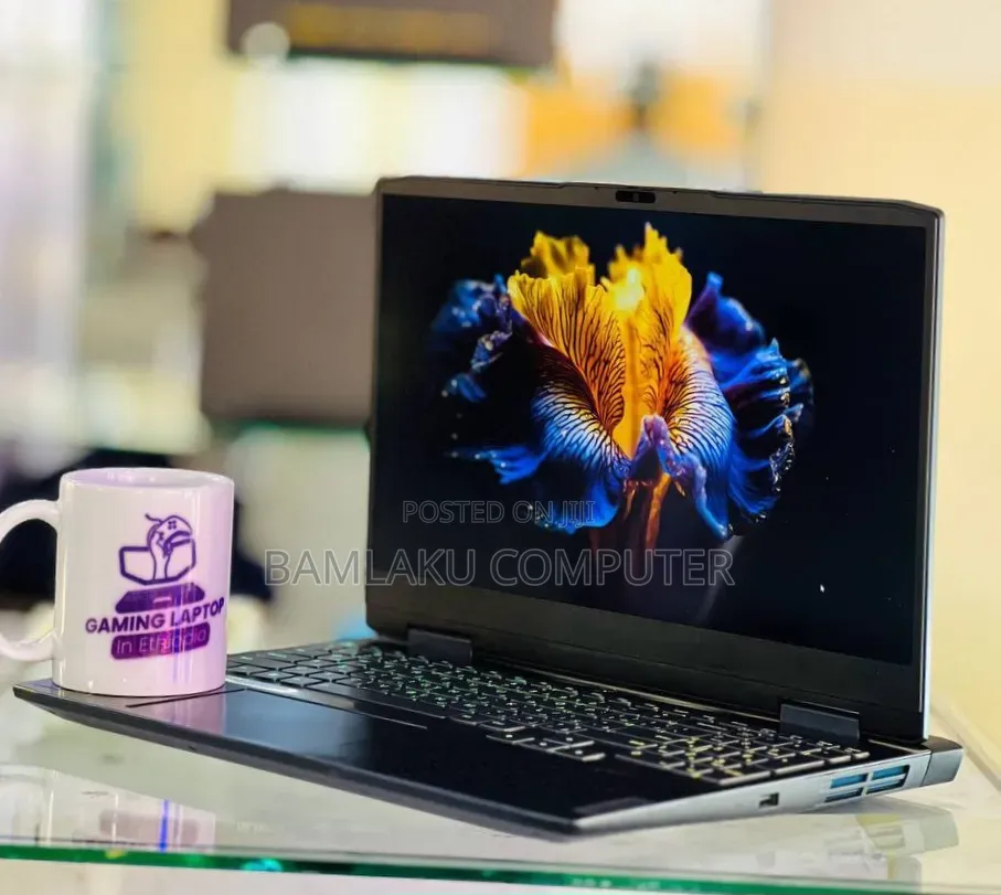 New Laptop Lenovo LOQ 15AHP10 16GB Intel Core i5 SSD 512GB