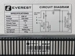 Everest Displays Fridge