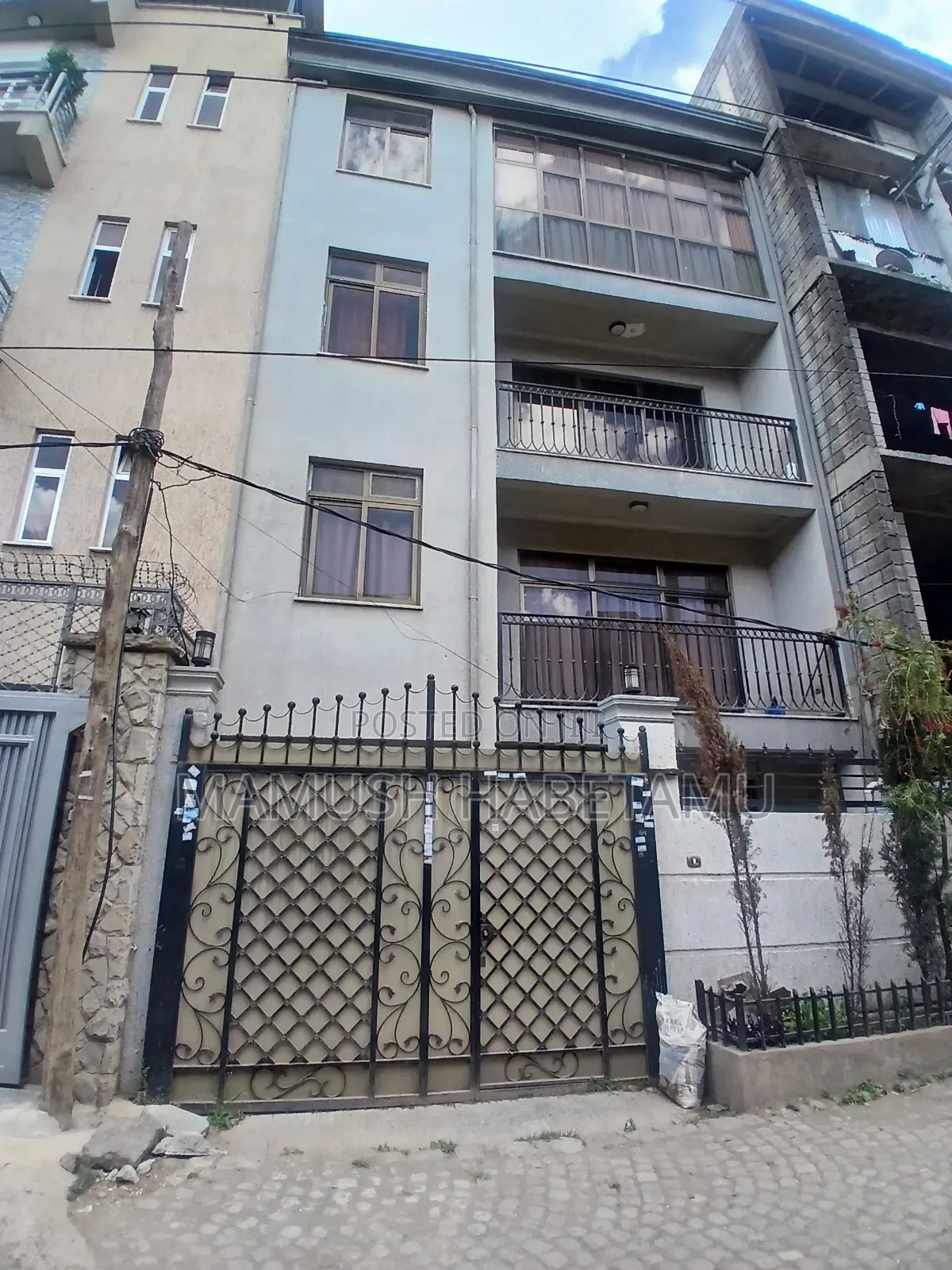 Furnished 6bdrm House in 94ማህበር G+3, Nifas Silk-Lafto for sale