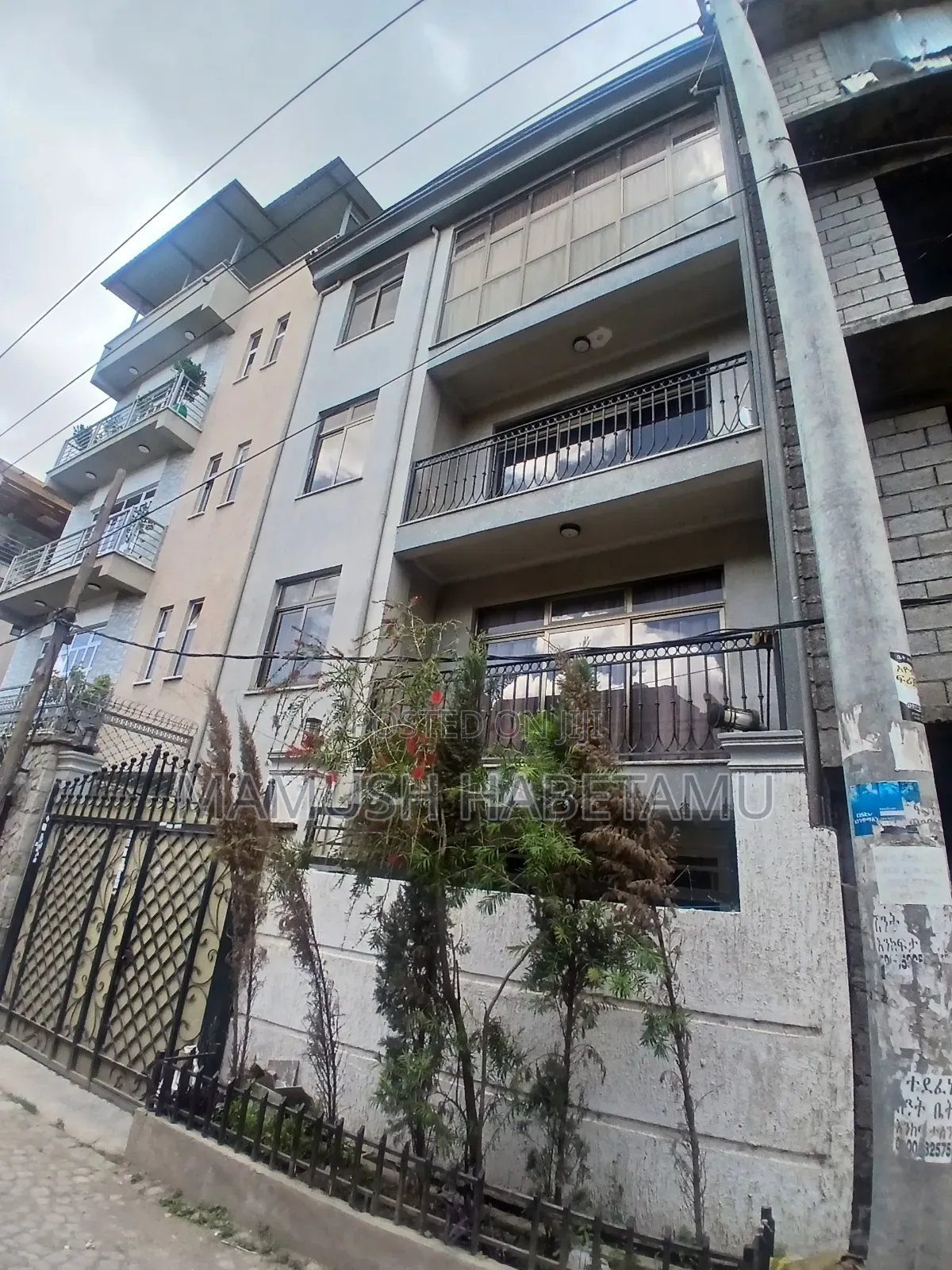 Furnished 6bdrm House in 94ማህበር G+3, Nifas Silk-Lafto for sale