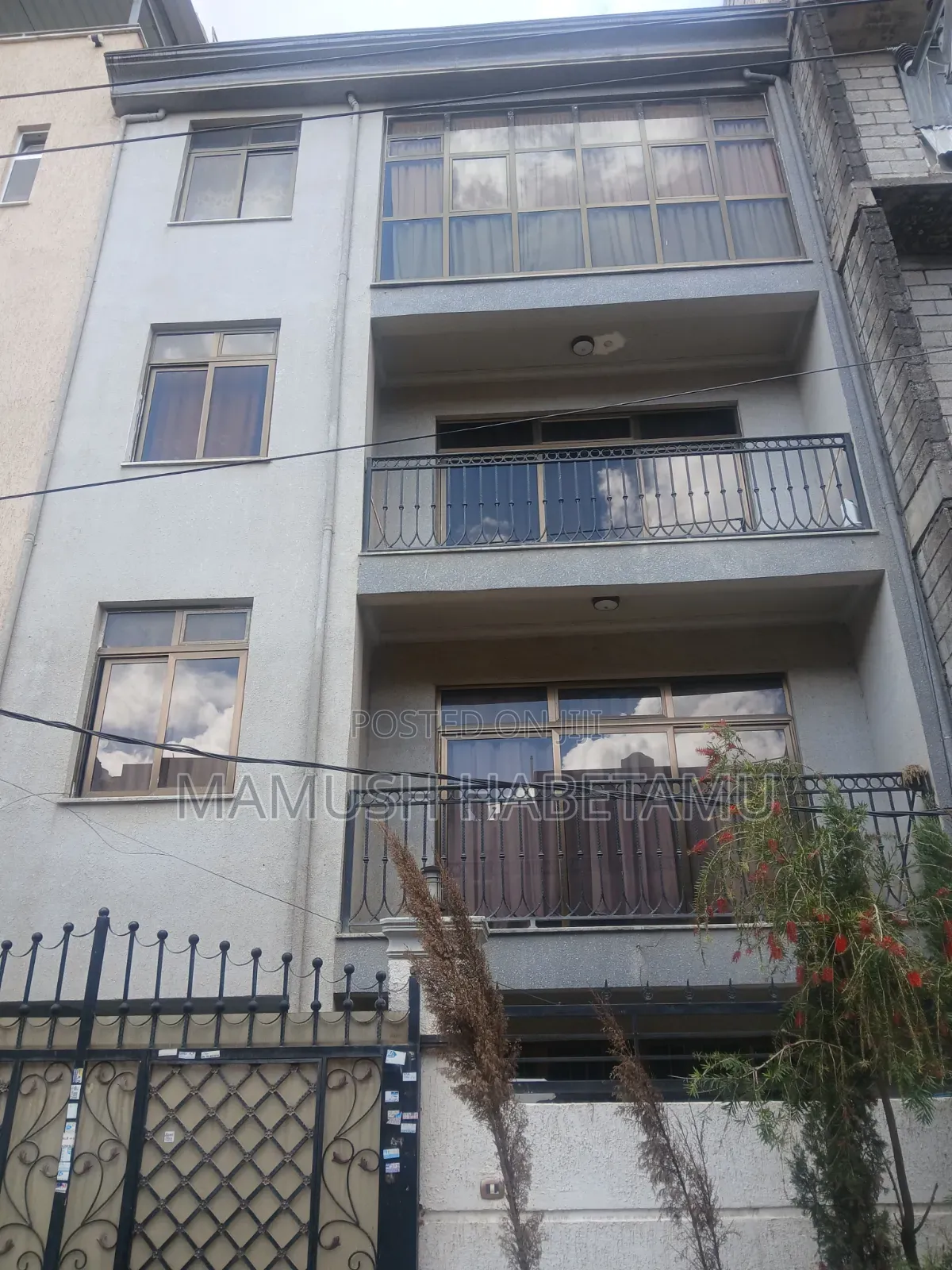 Furnished 6bdrm House in 94ማህበር G+3, Nifas Silk-Lafto for sale