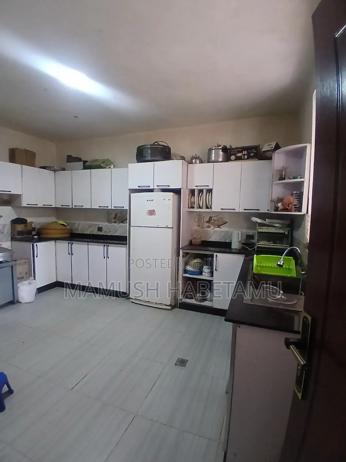 Furnished 6bdrm House in ጋርመንት 94ማህበር, Nifas Silk-Lafto for sale