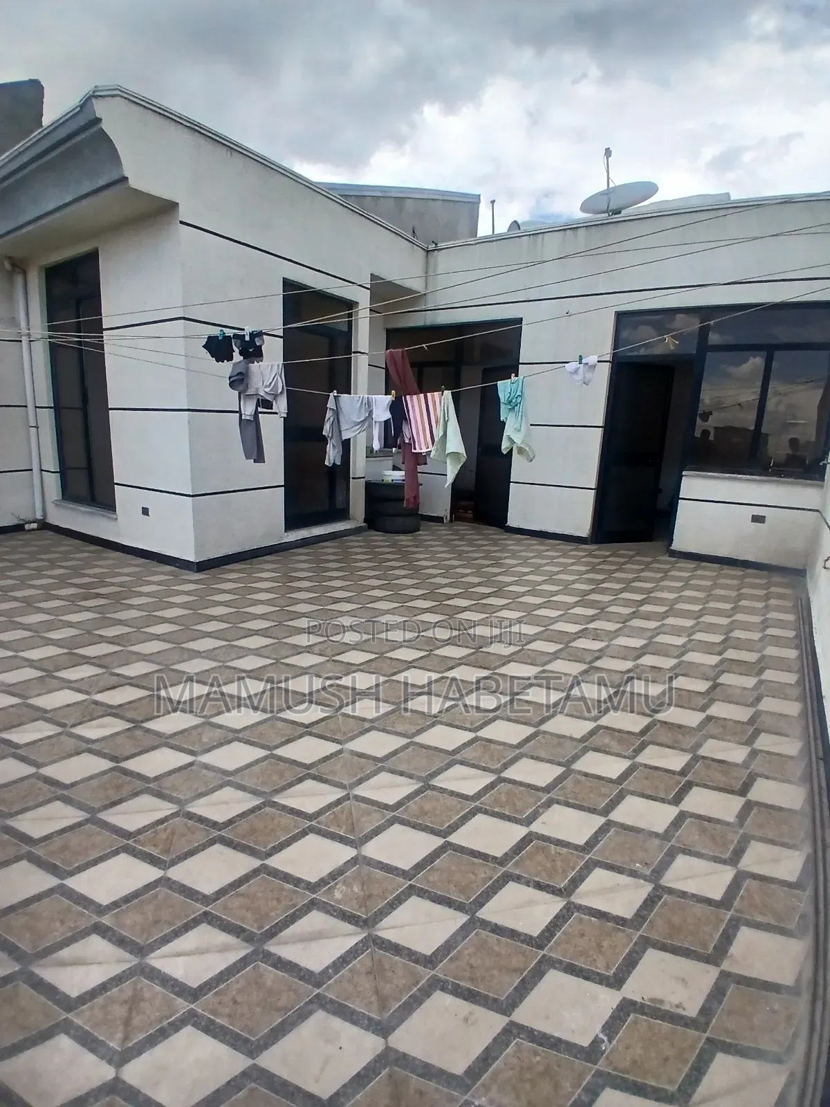 Furnished 6bdrm House in ጋርመንት 94ማህበር, Nifas Silk-Lafto for sale
