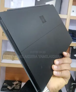 New Laptop Microsoft Surface Pro 6 16GB Intel Core i7 SSD 512GB