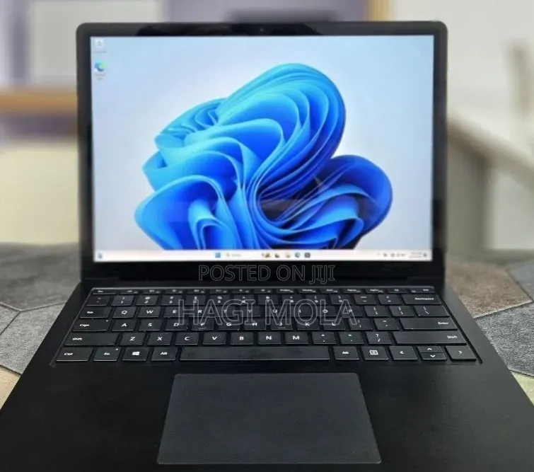 New Laptop Microsoft Surface Laptop 4 16GB Intel Core i7 SSD 512GB