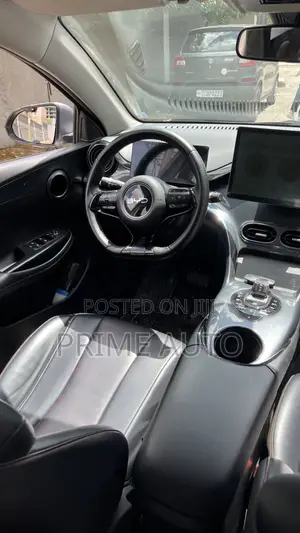 BYD E2 43 kWh 94 hp FWD 2024 Silver