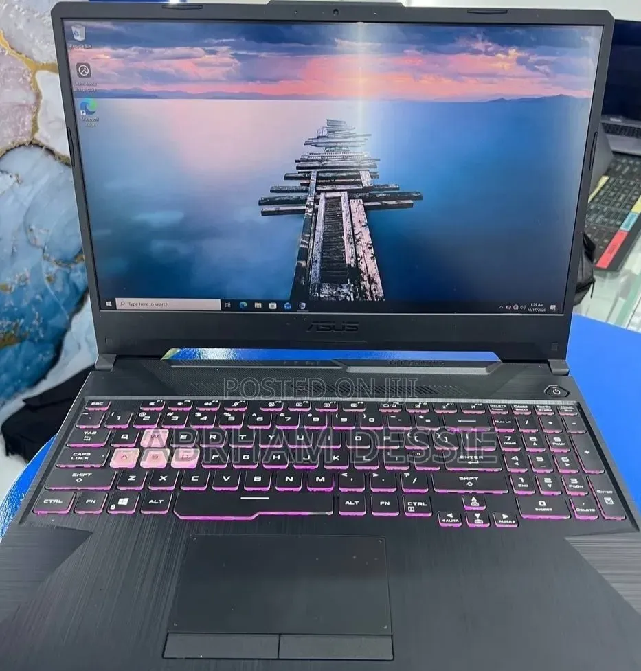New Laptop Asus 16GB AMD Ryzen 7 SSD 512GB