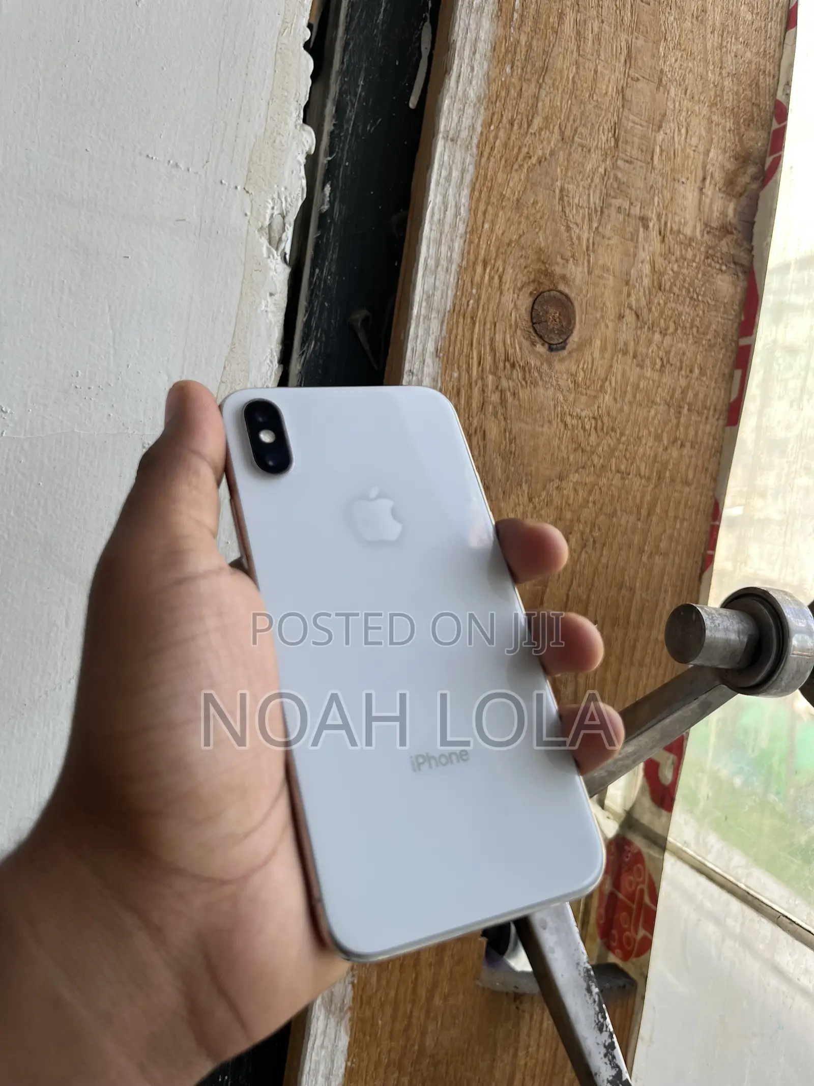 New Apple iPhone X 64 GB White