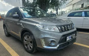 Suzuki Vitara 2023 Gray