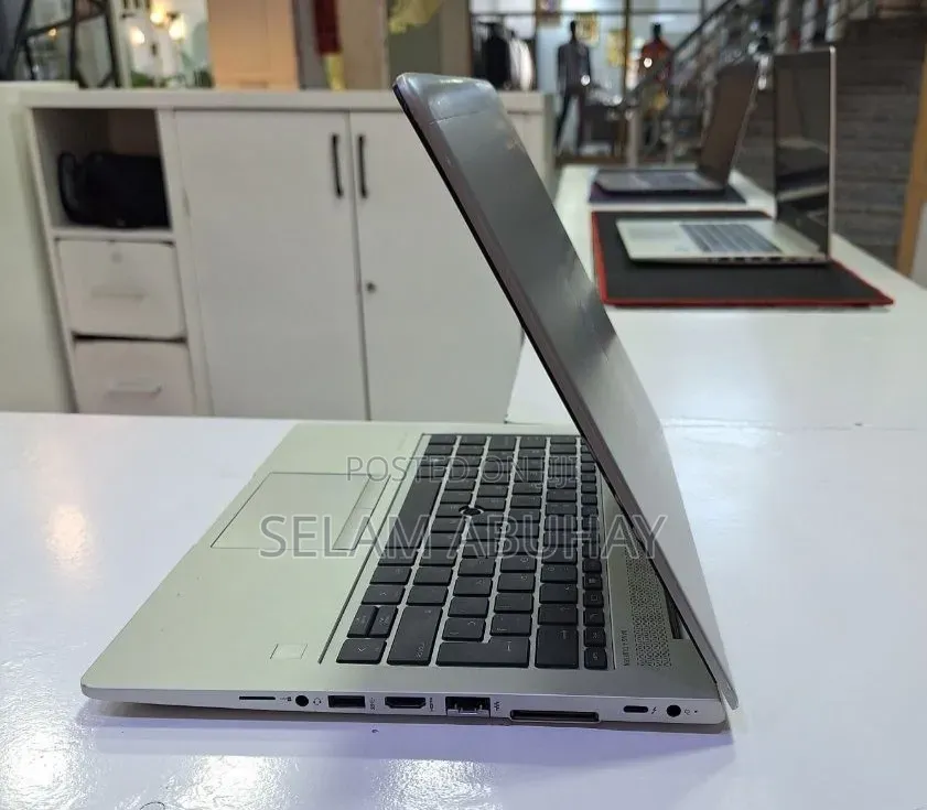 New Laptop HP EliteBook 830 G5 8GB Intel Core i5 SSD 512GB
