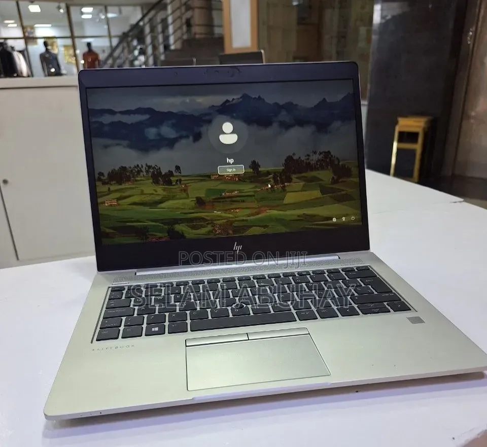 New Laptop HP EliteBook 830 G5 8GB Intel Core i5 SSD 512GB