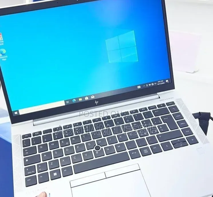 New Laptop HP 16GB AMD Ryzen 5 SSD 512GB
