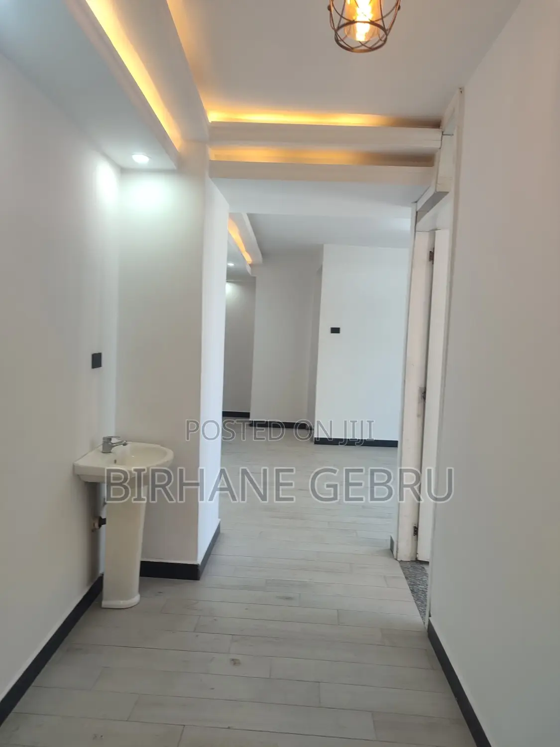 2bdrm Condo in 40/60 Condminum, Bole for rent
