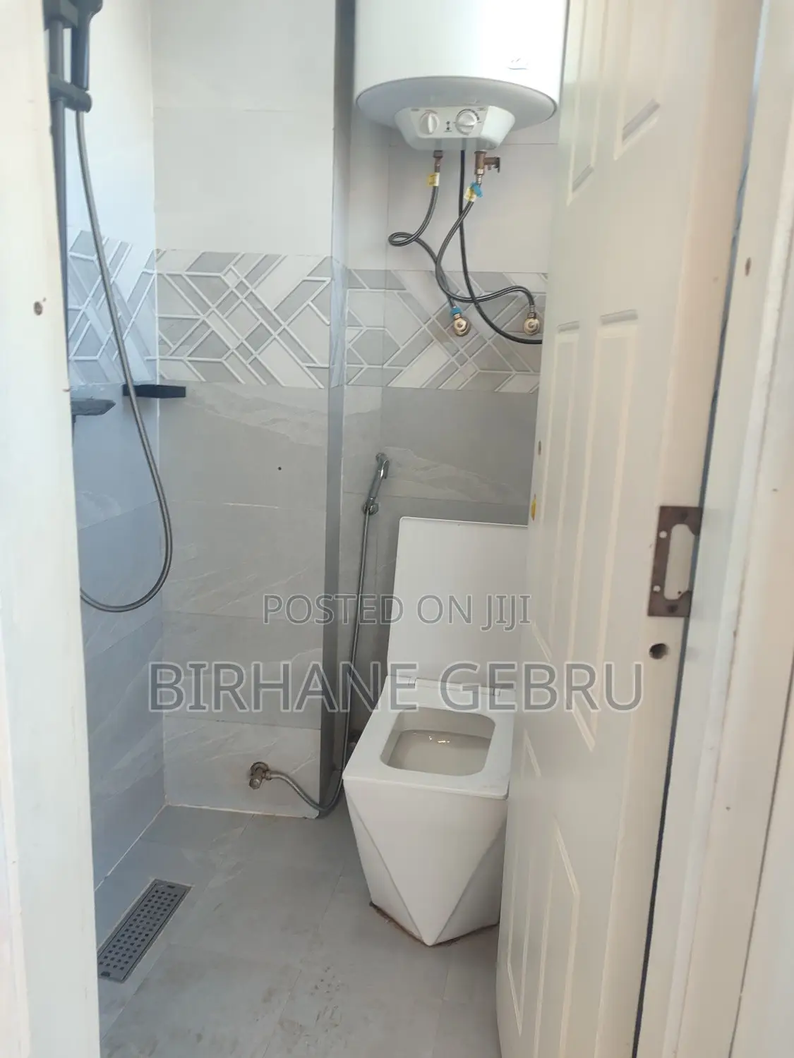2bdrm Condo in 40/60 Condminum, Bole for rent