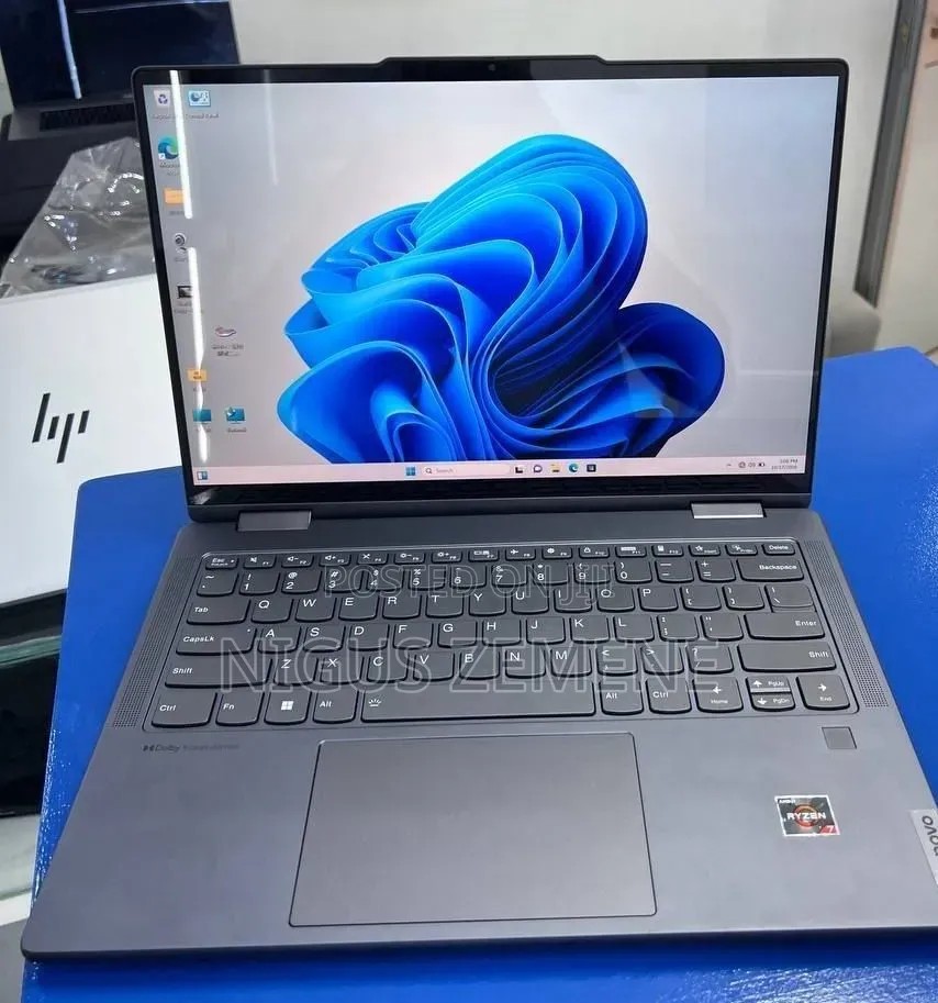 New Laptop Lenovo ThinkPad Yoga 16GB Intel Core Ultra 7 SSD 512GB