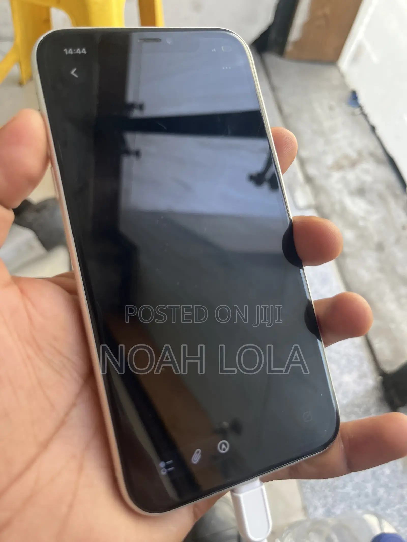 Apple iPhone 11 64 GB White