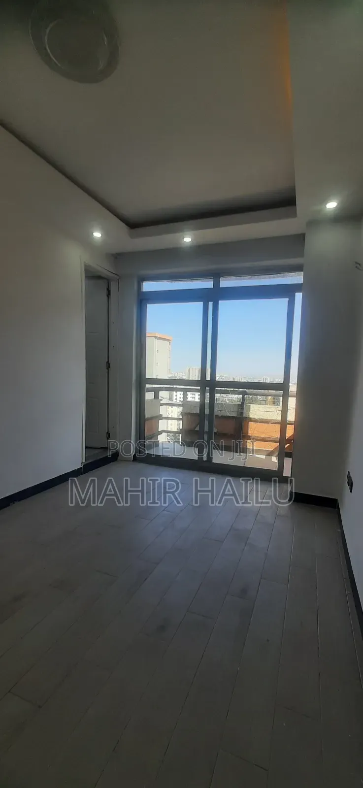 2bdrm Condo in Turist, Bole for rent