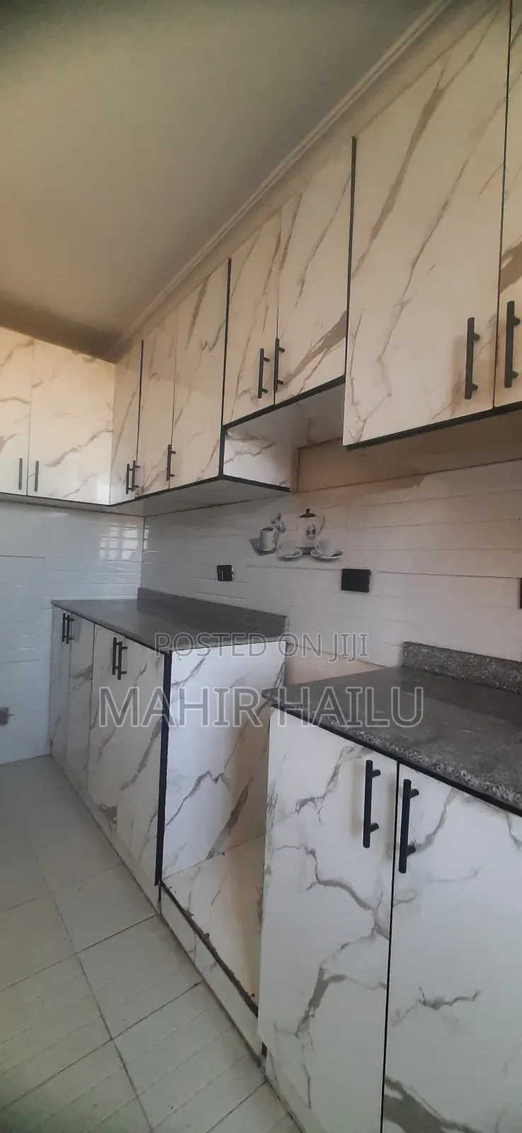 2bdrm Condo in Turist, Bole for rent