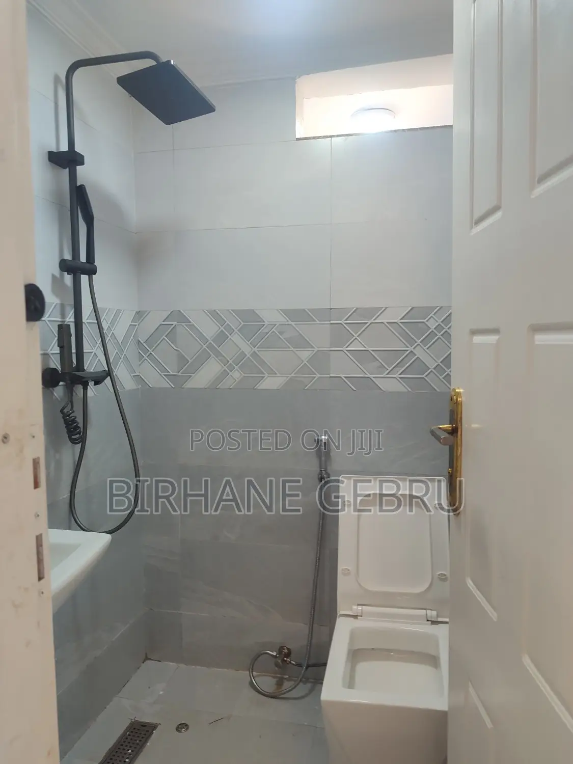 2bdrm Condo in 40/60 Condminum, Bole for rent