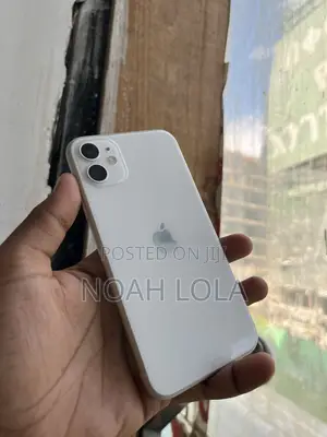 Apple iPhone 11 128 GB White