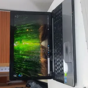 New Laptop Toshiba Satellite C55 8GB Intel Core i3 HDD 500GB