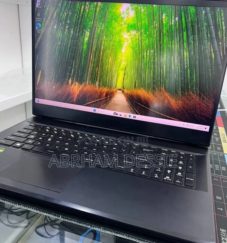 New Laptop MSI 16GB Intel Core i7 SSD 512GB