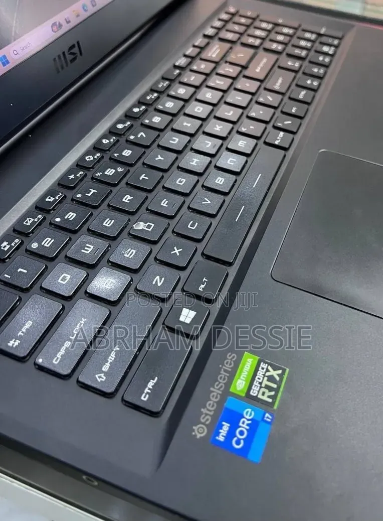 New Laptop MSI 16GB Intel Core i7 SSD 512GB