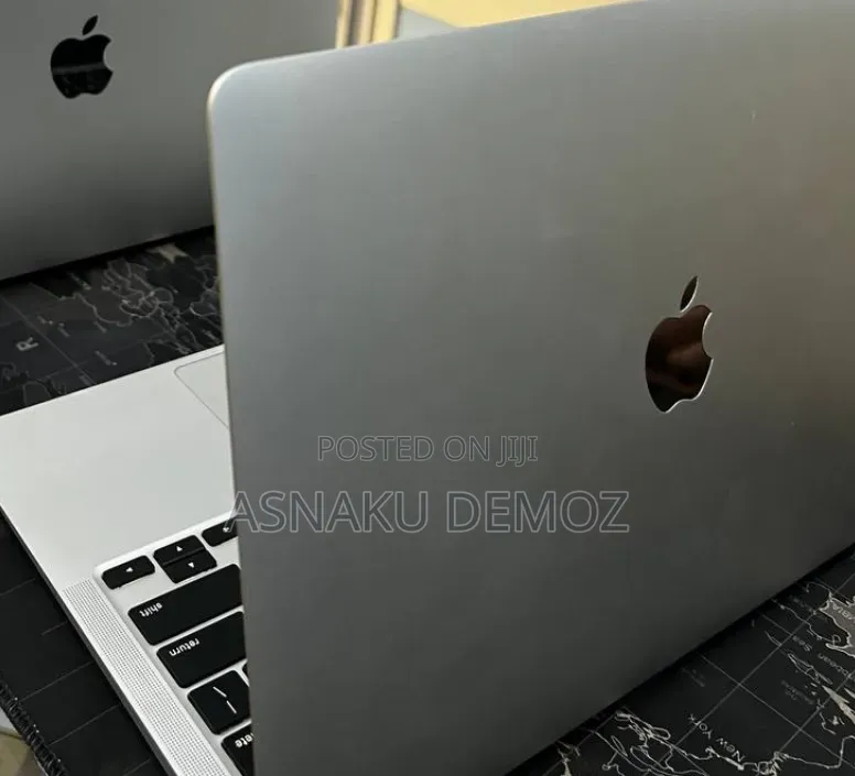 New Laptop Apple MacBook Air 2020 M1 16GB Apple M1 SSD 512GB