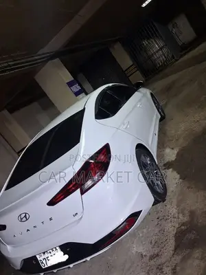 Hyundai Avante 2020 White