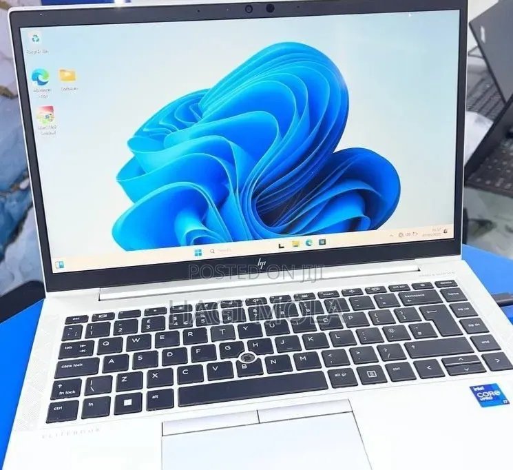 New Laptop HP EliteBook 840 G8 16GB Intel Core i7 SSD 512GB