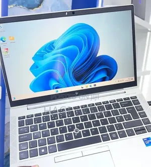New Laptop HP EliteBook 840 G8 16GB Intel Core i7 SSD 512GB