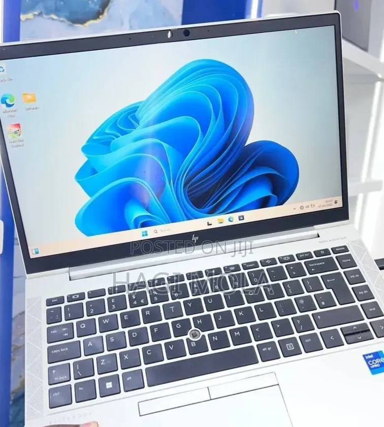 New Laptop HP EliteBook 840 G8 16GB Intel Core i7 SSD 512GB