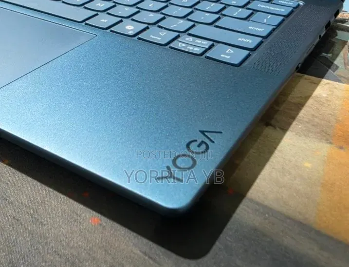 New Laptop Lenovo Yoga Slim 7 32GB AMD Ryzen 9 SSD 1T
