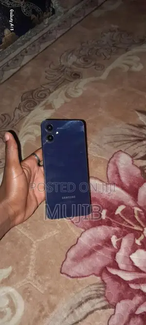 Samsung Galaxy A06 64 GB Blue
