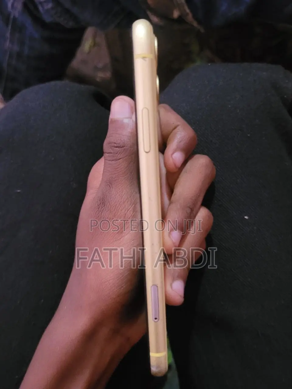 Apple iPhone 11 64 GB Yellow