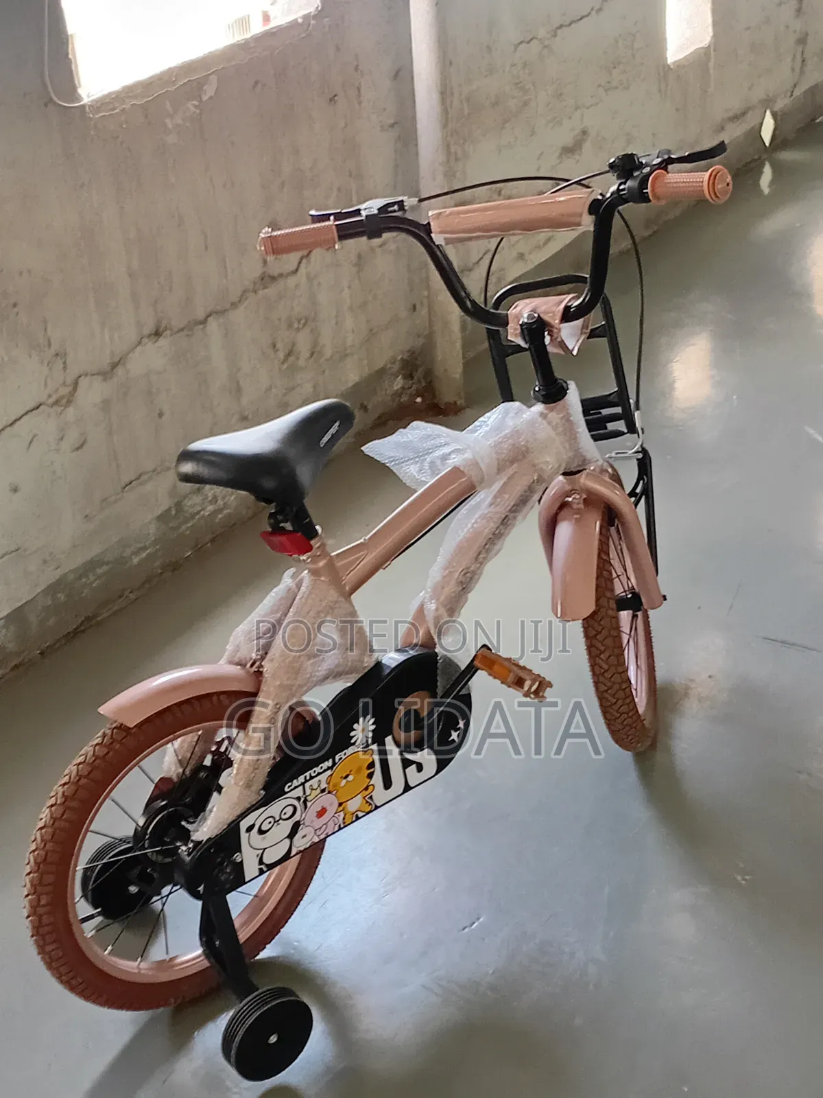 Premium Rose Gold Bike. — ልዩ የሮዝ ጎልድ ቀለም ብስክሌት።