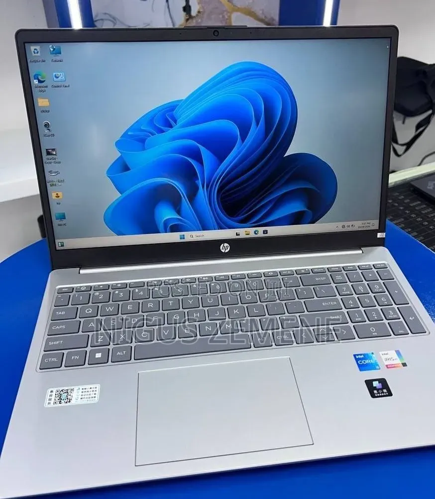 New Laptop HP Stream Notebook 16GB Intel Core i7 SSD 1T
