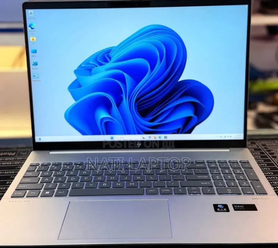 New Laptop HP Pavilion 15 16GB Intel Core Ultra 7 SSD 1T