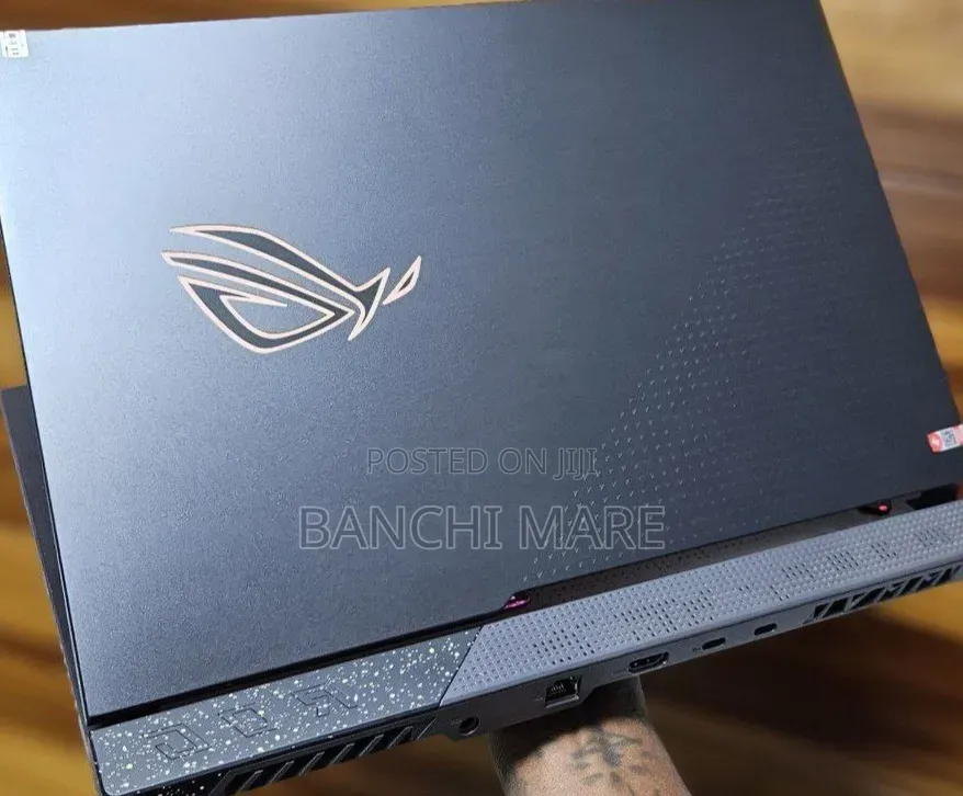 New Laptop Asus ROG Strix G16 16GB AMD Ryzen 9 SSD 1T
