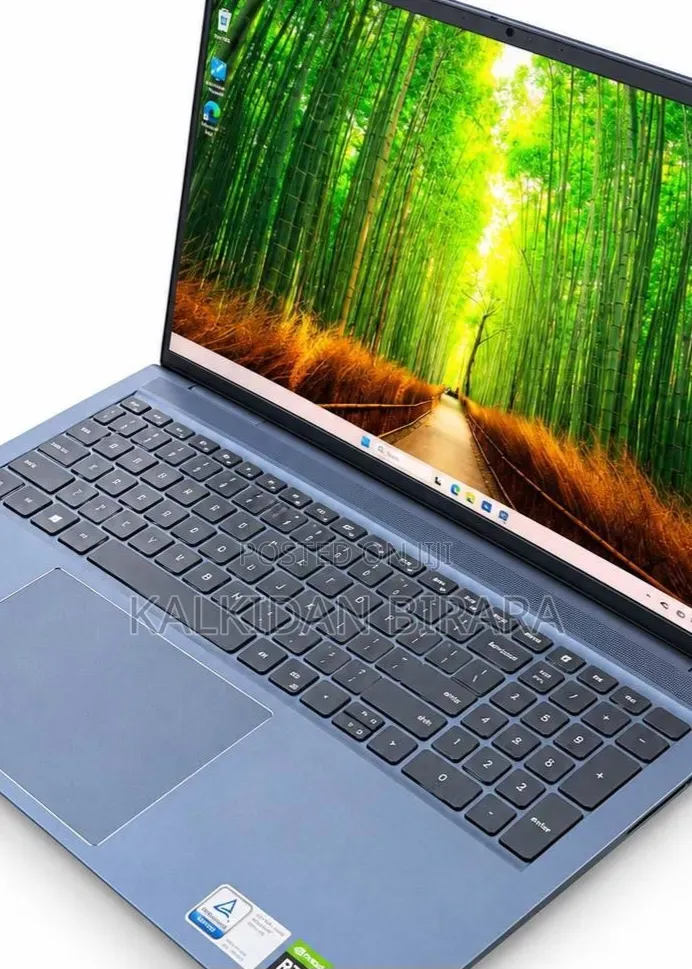 New Laptop Dell Inspiron 16 7610 16GB Intel Core i7 SSD 512GB