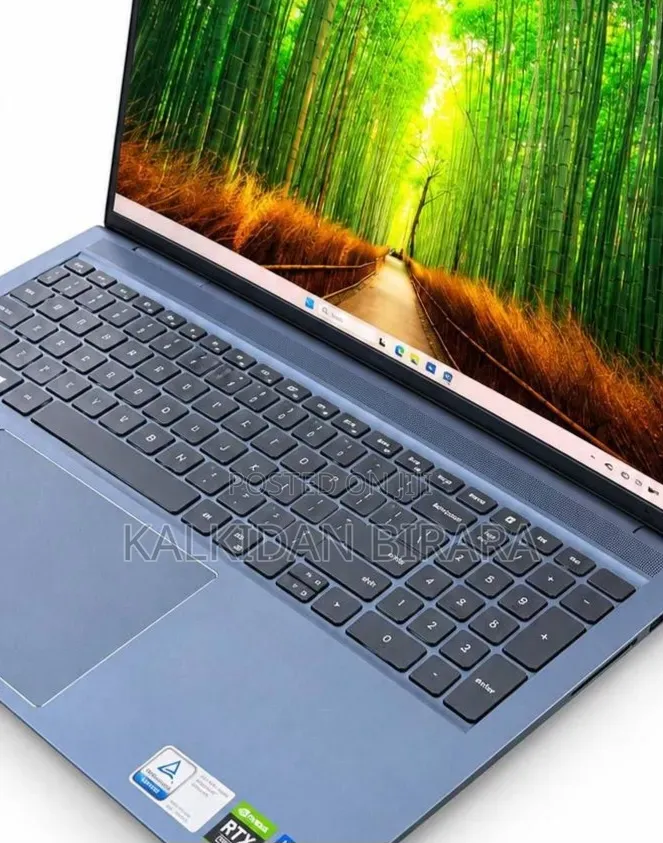 New Laptop Dell Inspiron 16 7610 16GB Intel Core i7 SSD 512GB