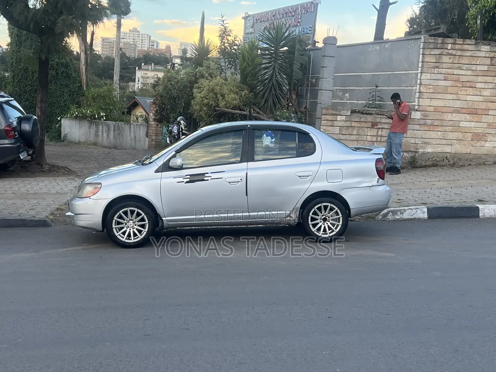 Toyota Platz 2001 Silver